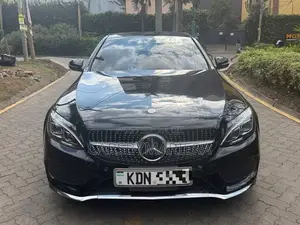 Mercedes-Benz C200 2015 Black