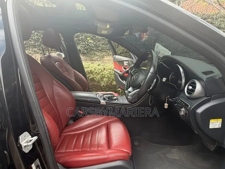 Mercedes-Benz C200 2015 Black