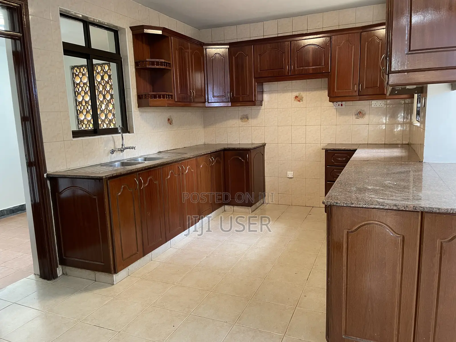 4bdrm Apartment in Westlands, Spring Valley for rent