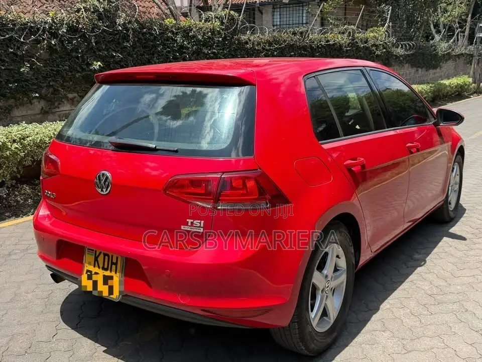 Volkswagen Golf 2015 Red