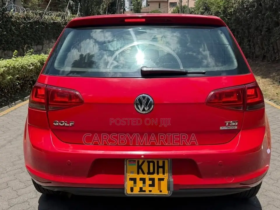Volkswagen Golf 2015 Red