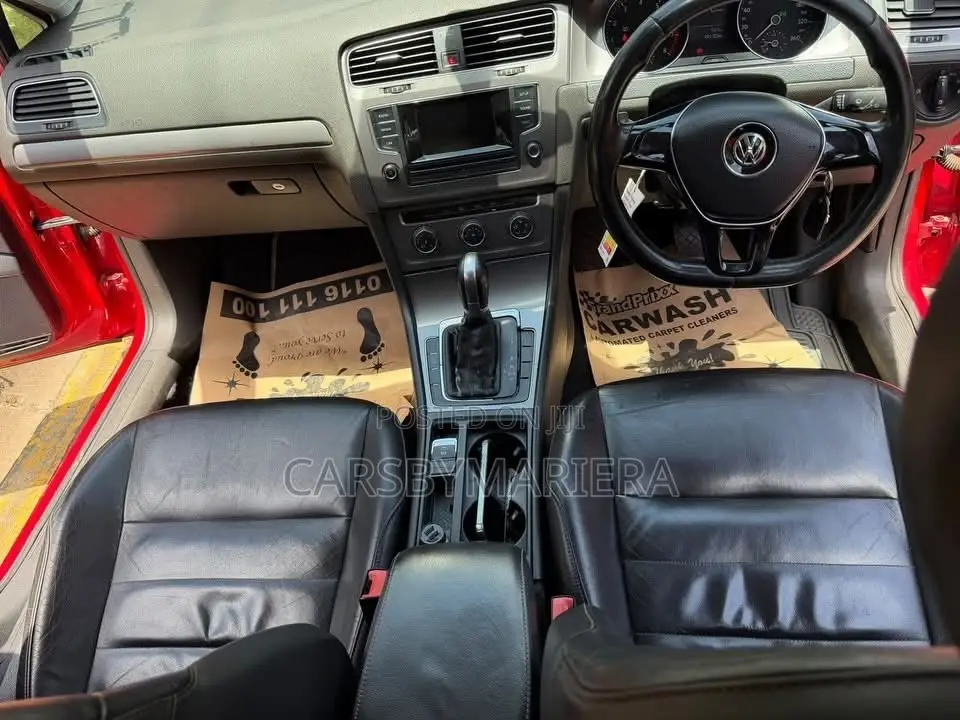 Volkswagen Golf 2015 Red