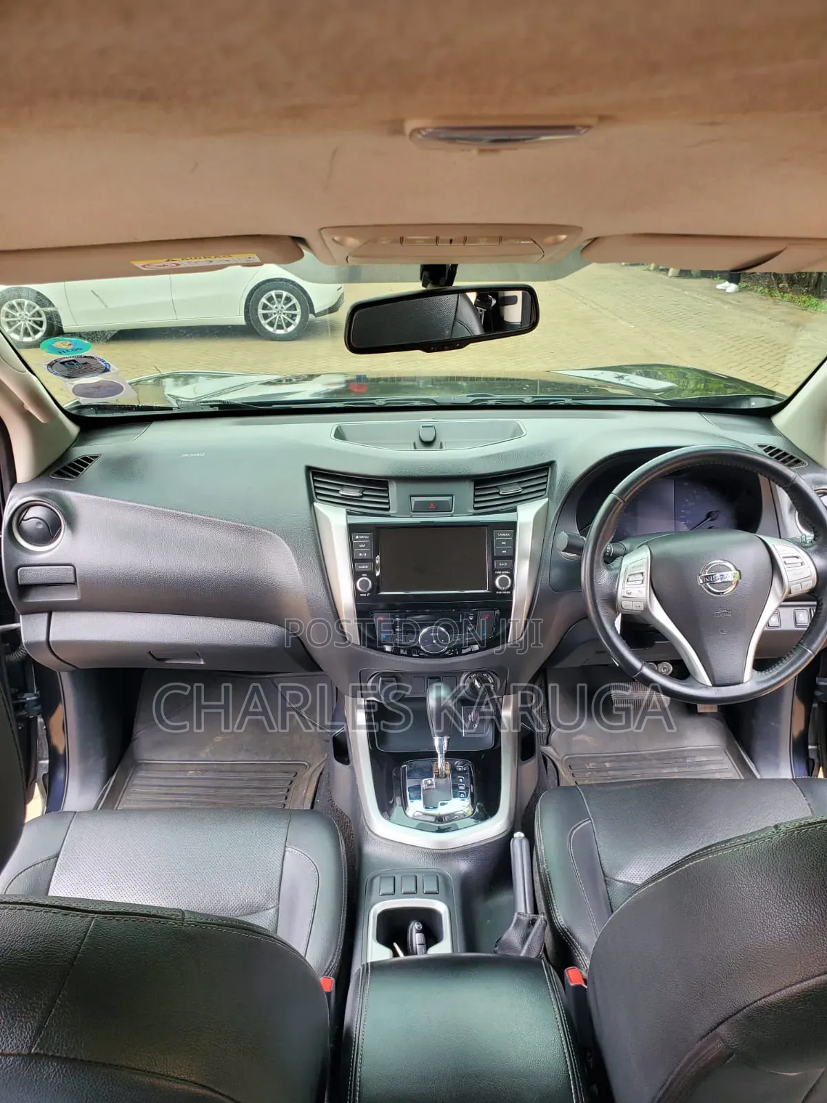 Nissan DoubleCab 2019 Black