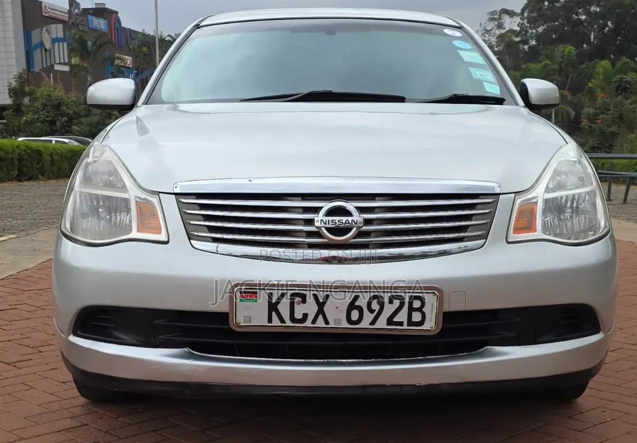 Nissan Bluebird 2012 Silver