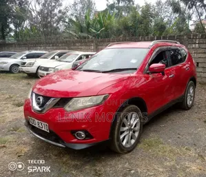 Nissan X-Trail 2.0 Petrol AWD 2014 Red
