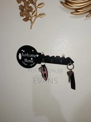 Key Holder and Decor