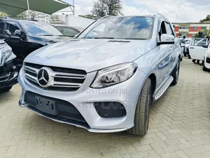 Mercedes-Benz GLE-Class GLE 350d 4MATIC 2019 Blue