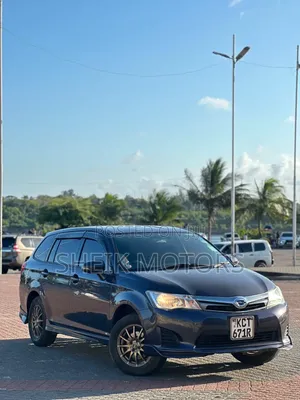 Toyota Corolla Fielder 2011