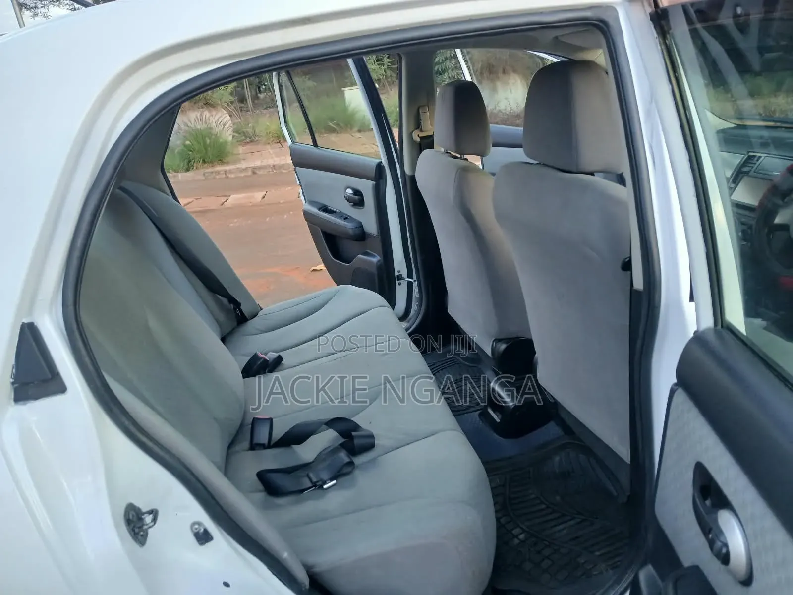 Nissan Tiida 2007 White