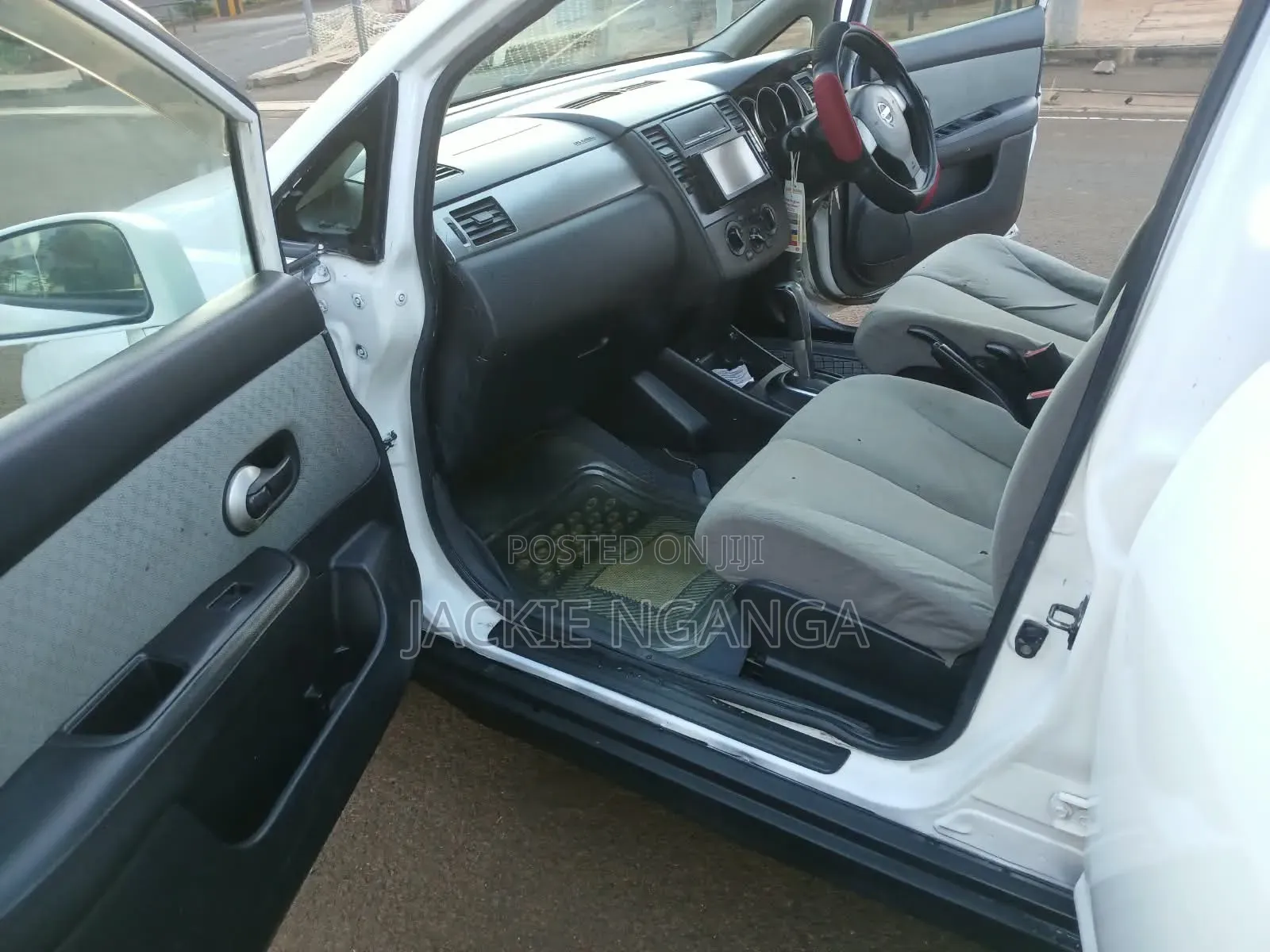 Nissan Tiida 2007 White