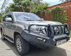 Toyota Land Cruiser Prado KAKADU 2011 Gray