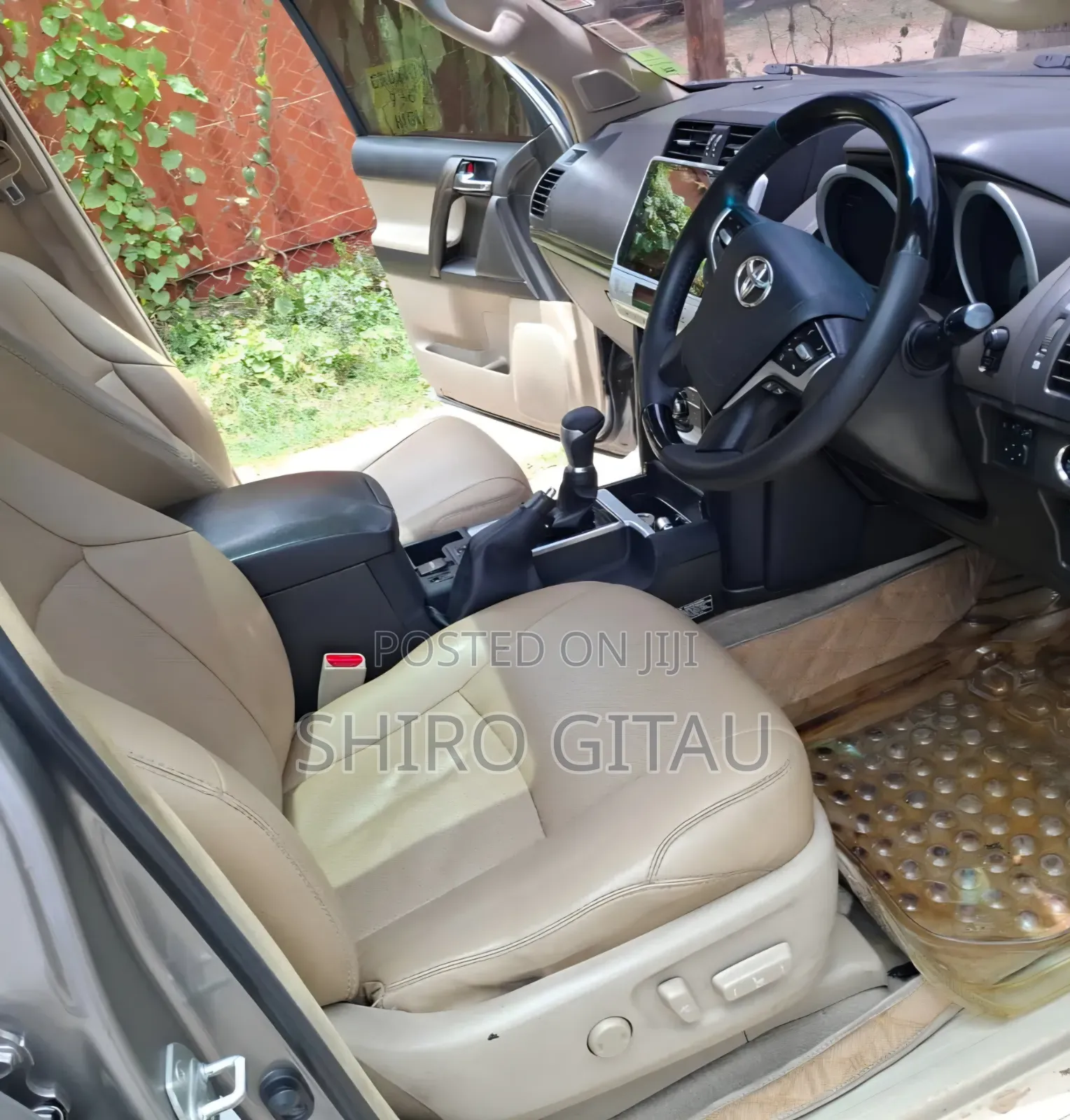 Toyota Land Cruiser Prado KAKADU 2011 Gray