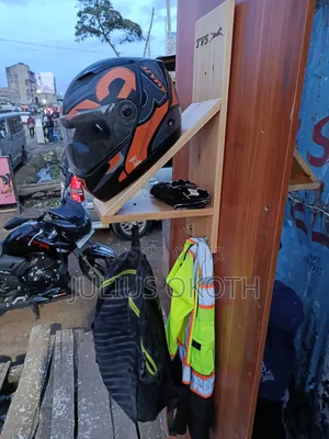 Helmet Holder