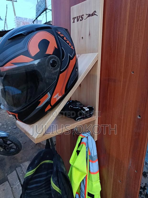 Helmet Holder - thumbnail 4