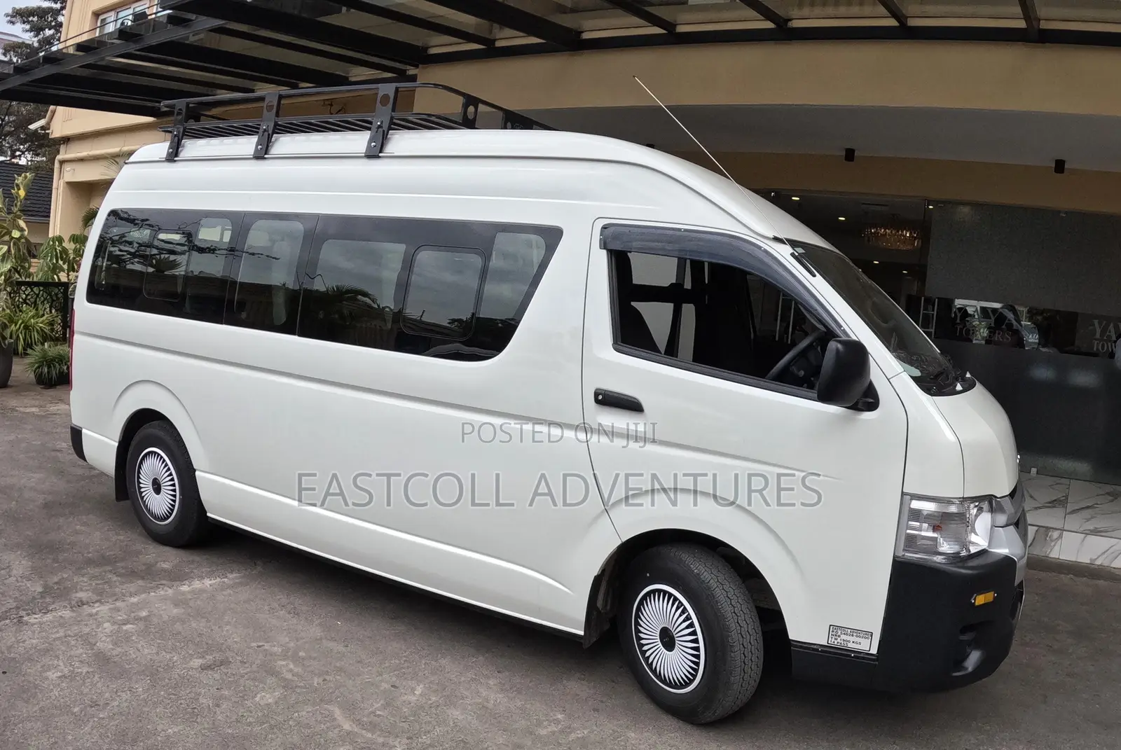 Executive 14-Seater Toyota Hiace Van Hire – Premium Group Travel