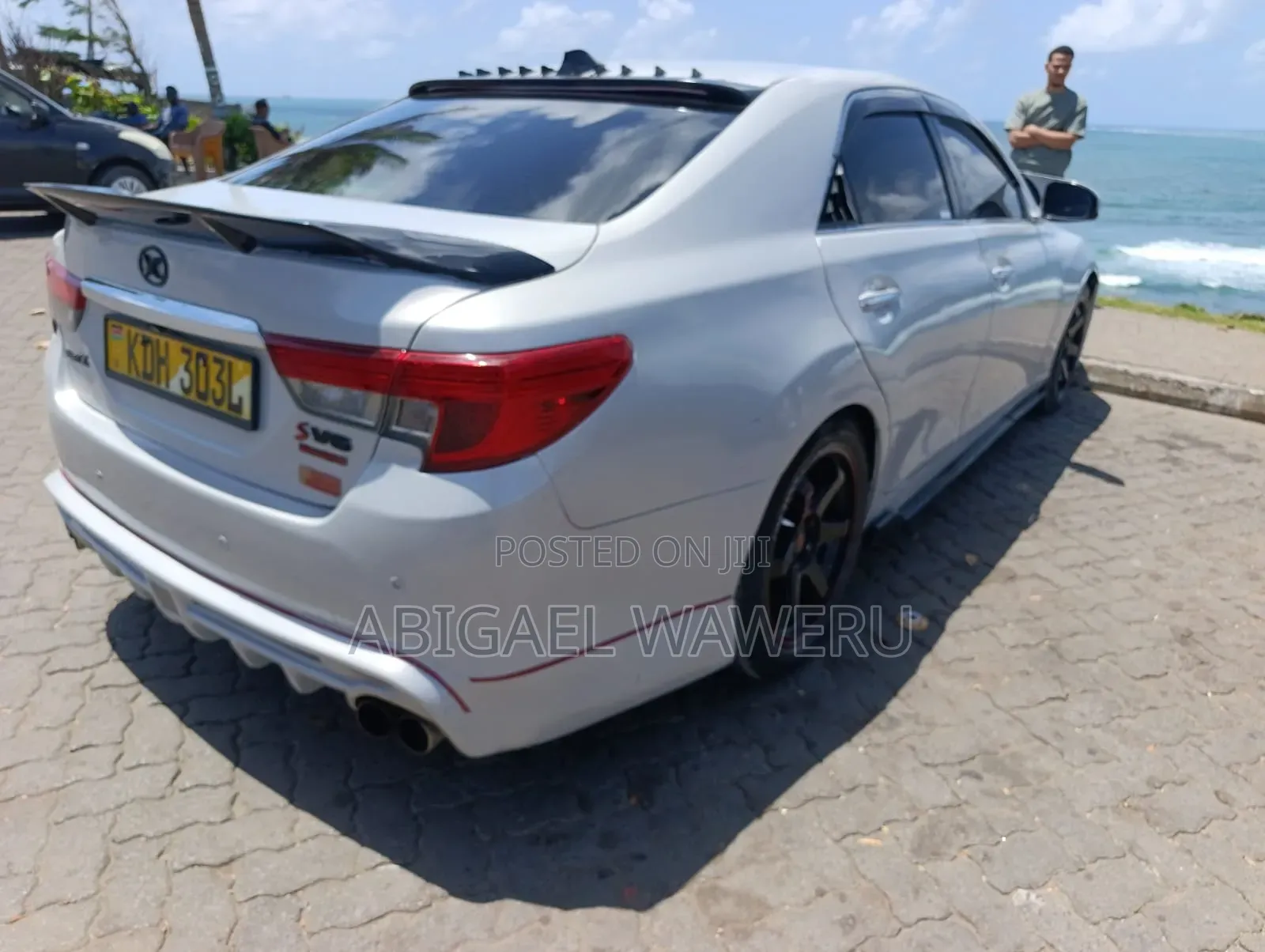 Toyota Mark X 2.5 AWD 2015 White