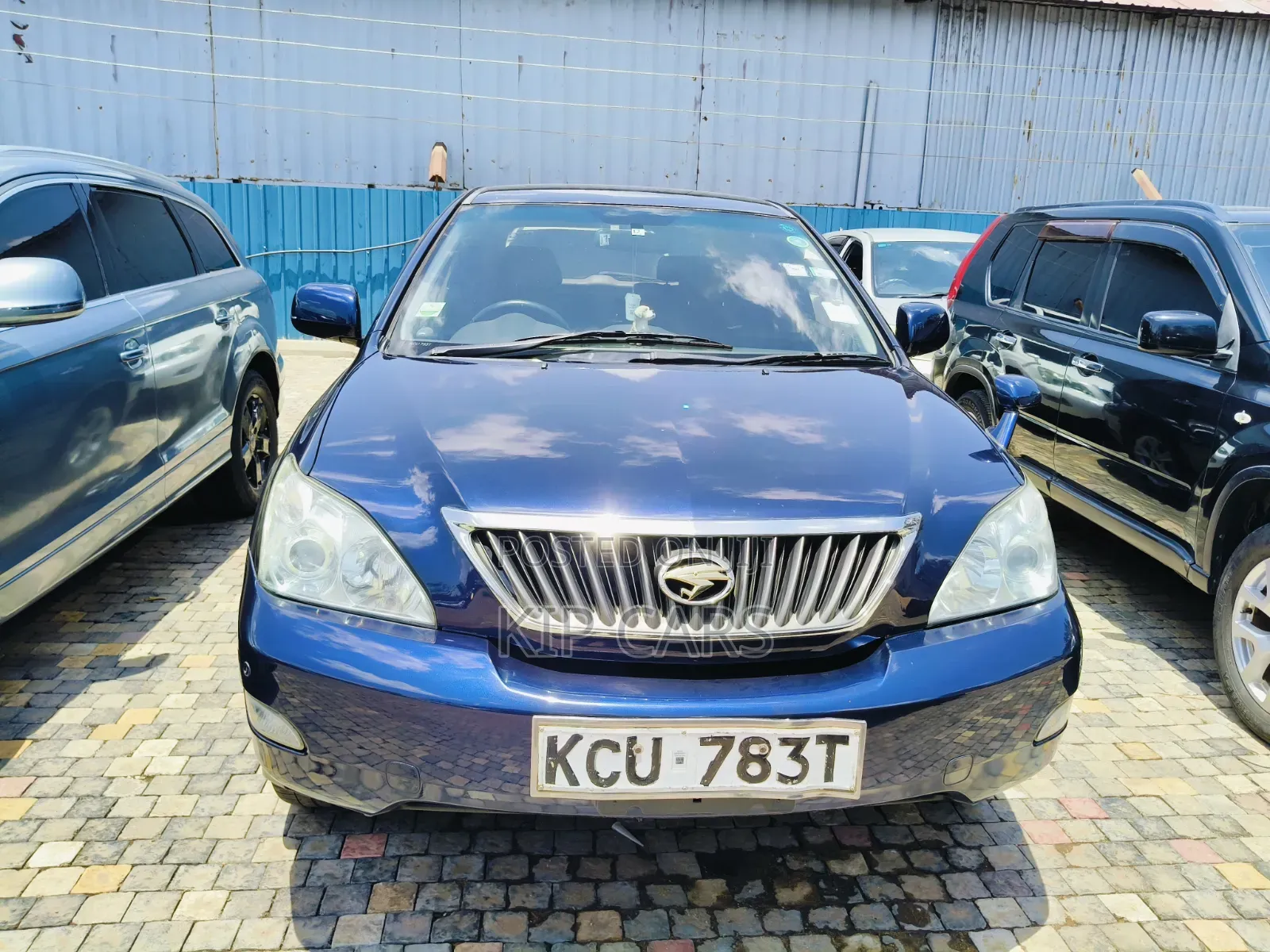 Toyota Harrier 240G 2012 Blue