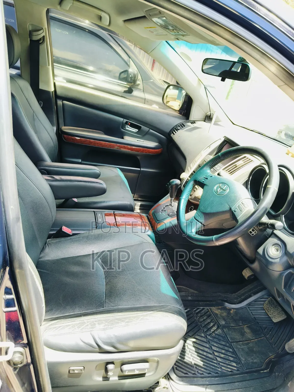 Toyota Harrier 240G 2012 Blue