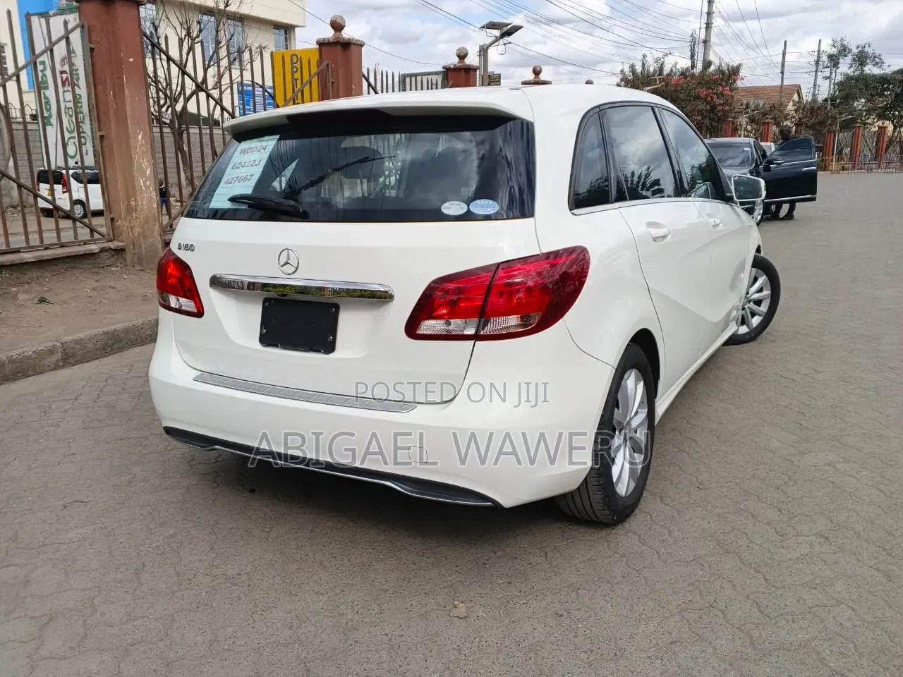 Mercedes-Benz B-Class B160 Petrol 2019 Pearl
