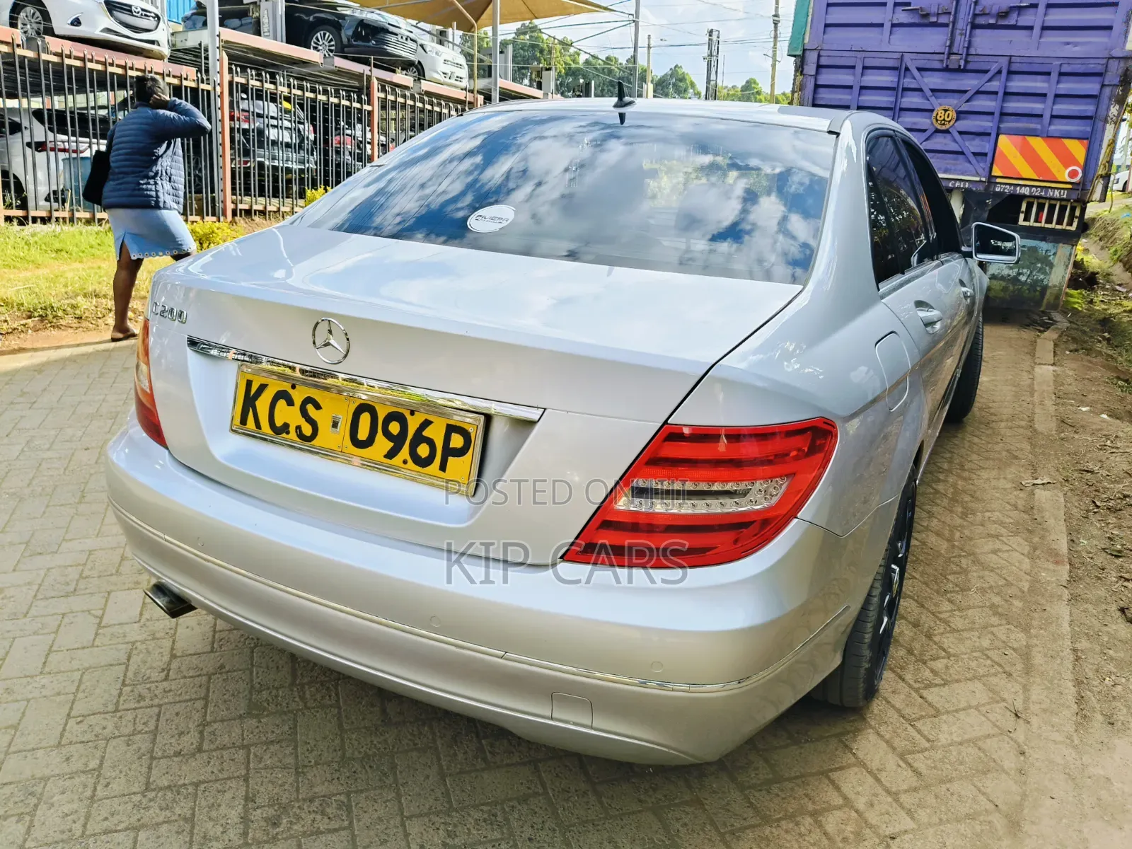 Mercedes-Benz C200 2011 Silver