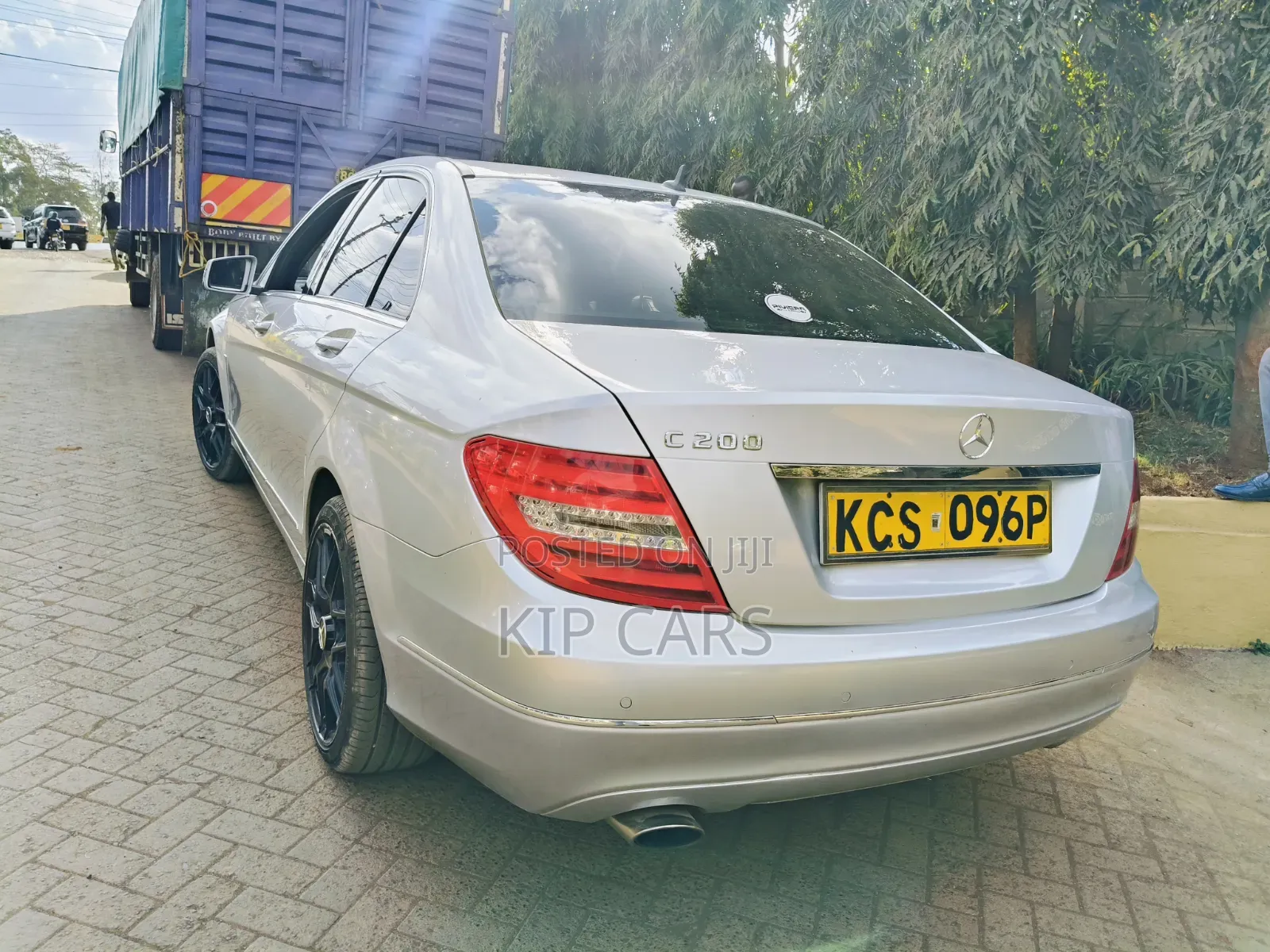 Mercedes-Benz C200 2011 Silver