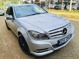 Mercedes-Benz C200 2011 Silver