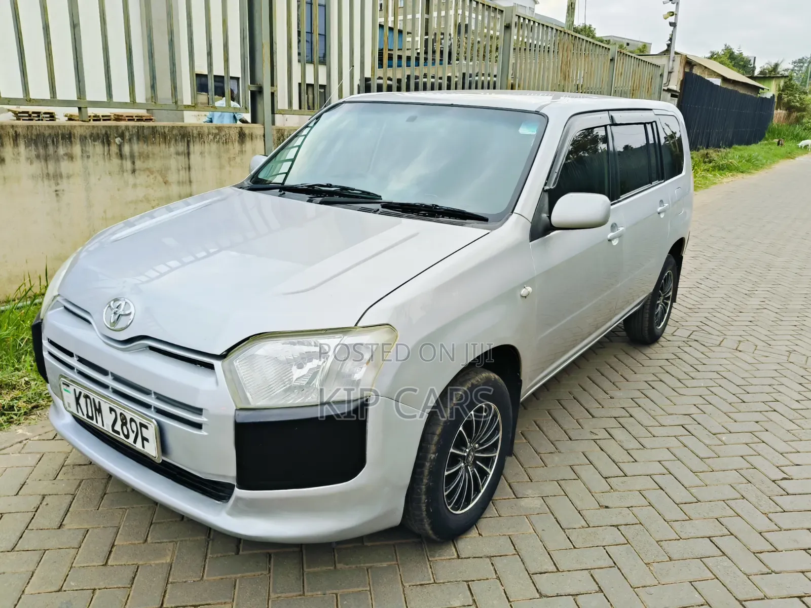 Toyota Probox 1.5 DX 2WD 2016 Silver