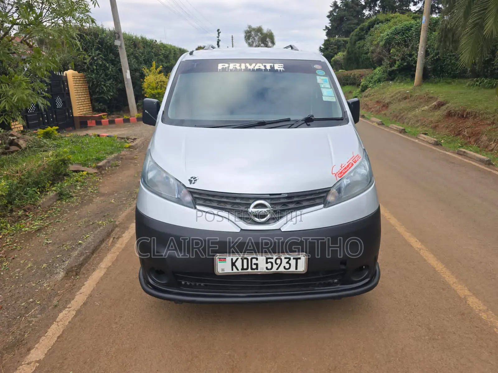 Nissan NV350 2015 Silver