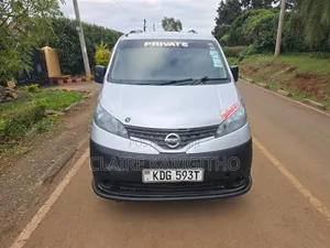 Nissan NV350 2015 Silver