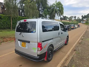 Nissan NV350 2015 Silver