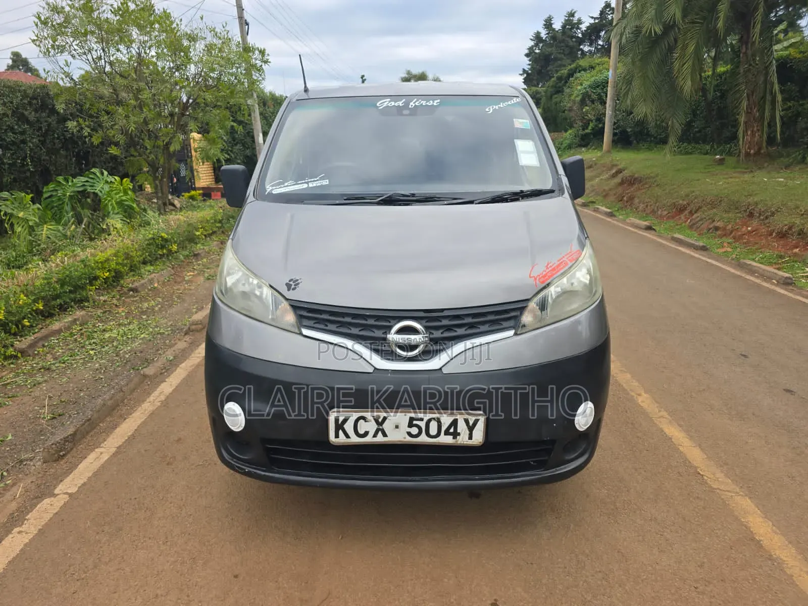 Nissan NV350 2014 Silver