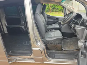 Nissan NV350 2014 Silver