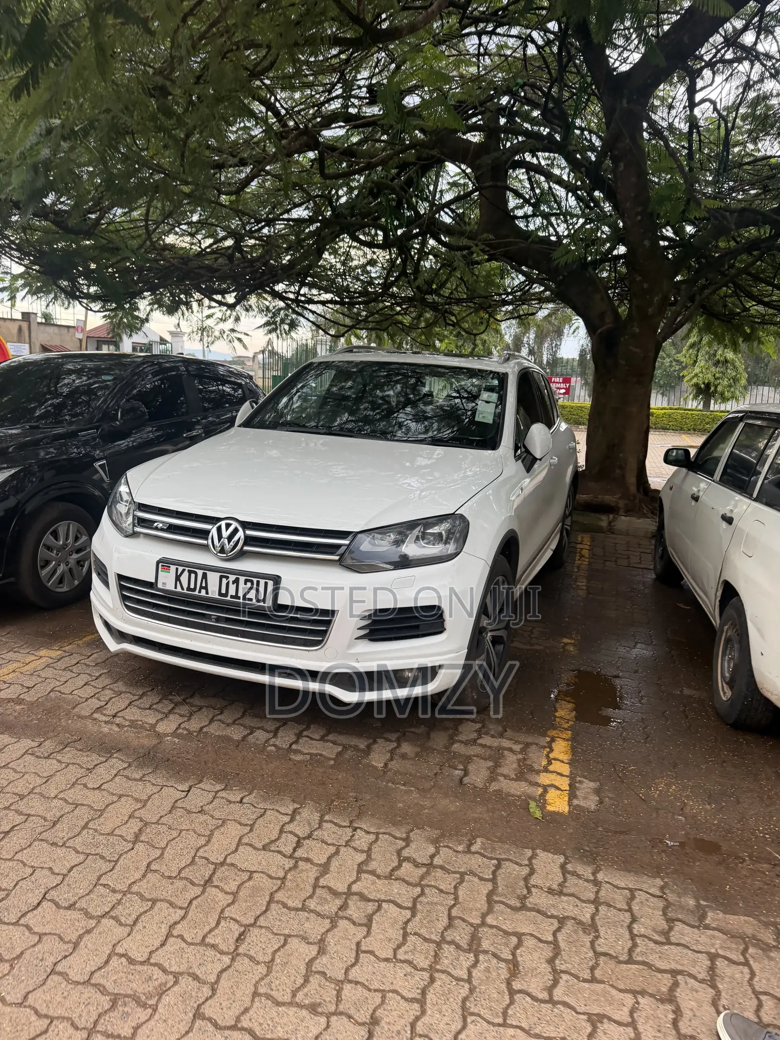 Volkswagen Touareg TDI R-Line 4dr SUV AWD (3.0L 6cyl Turbodiesel 8A)
