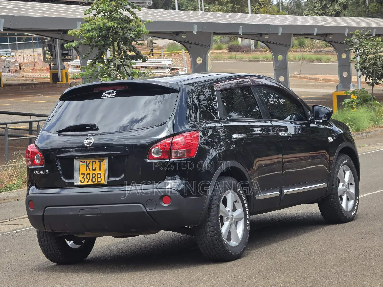 Nissan Dualis 2011 Black