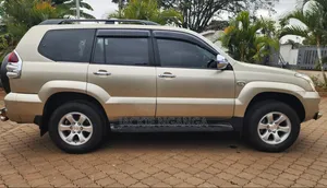 Toyota Land Cruiser Prado 2003 Gold