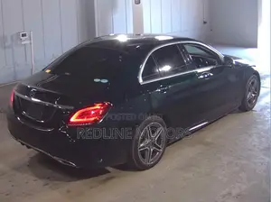 Mercedes-Benz C180 2019 Green