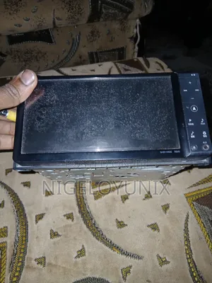 Toyota Vanguard Infotainment Radio Head With Reverse Camera