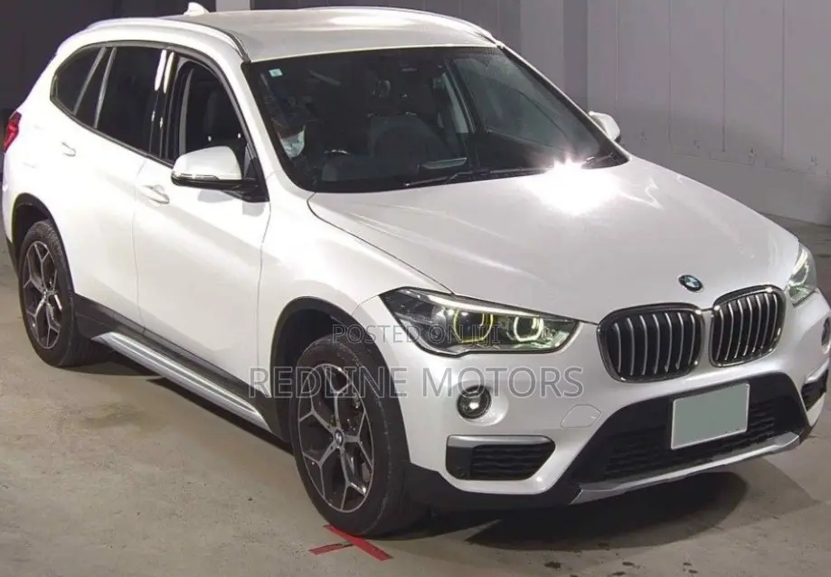 BMW X1 xDrive28i AWD 2019 Off white