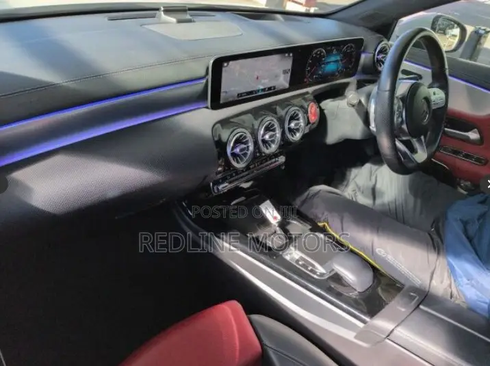 Mercedes-Benz A-Class 2019 Pearl
