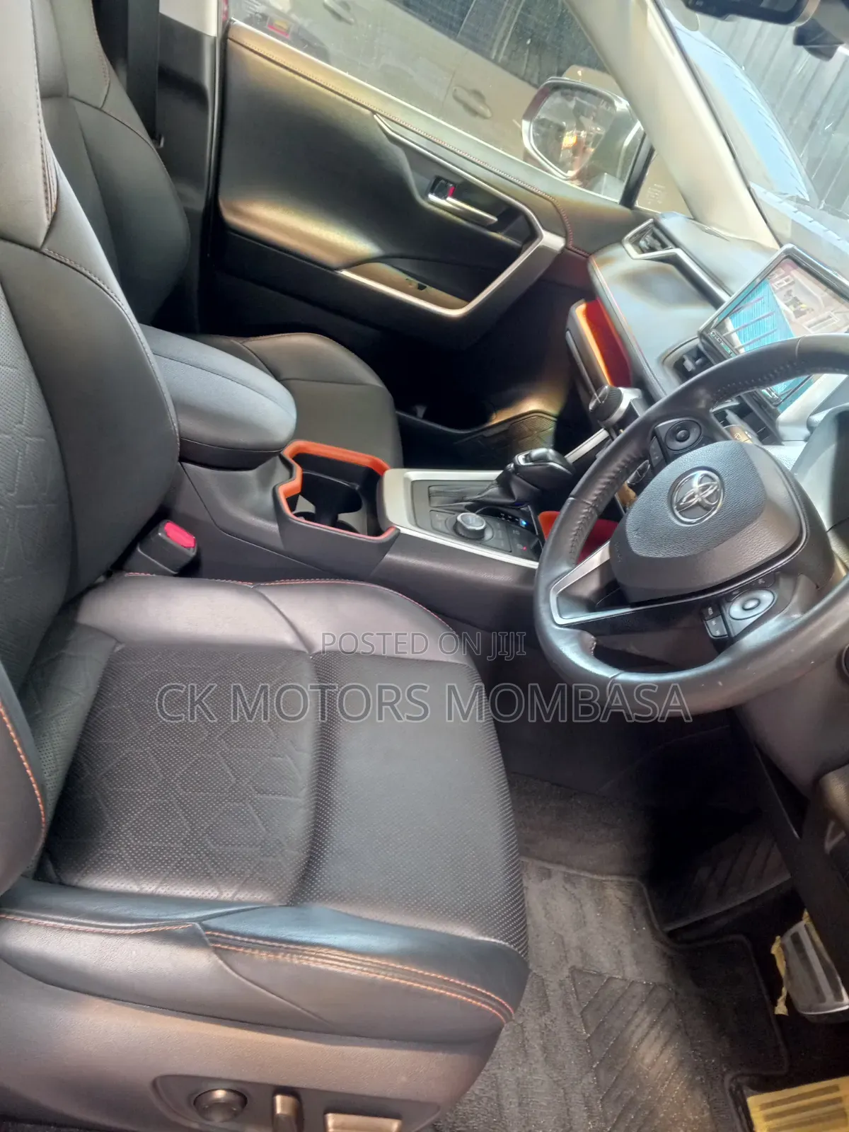 Toyota RAV4 2020 Red
