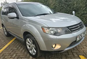 Mitsubishi Outlander 2012 Silver