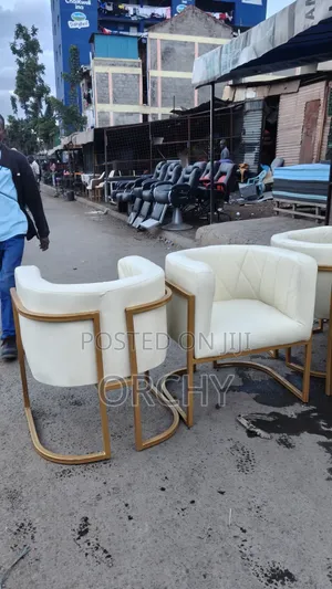 Cream or Off-White Executive Salon Seats/ Manicure Seats