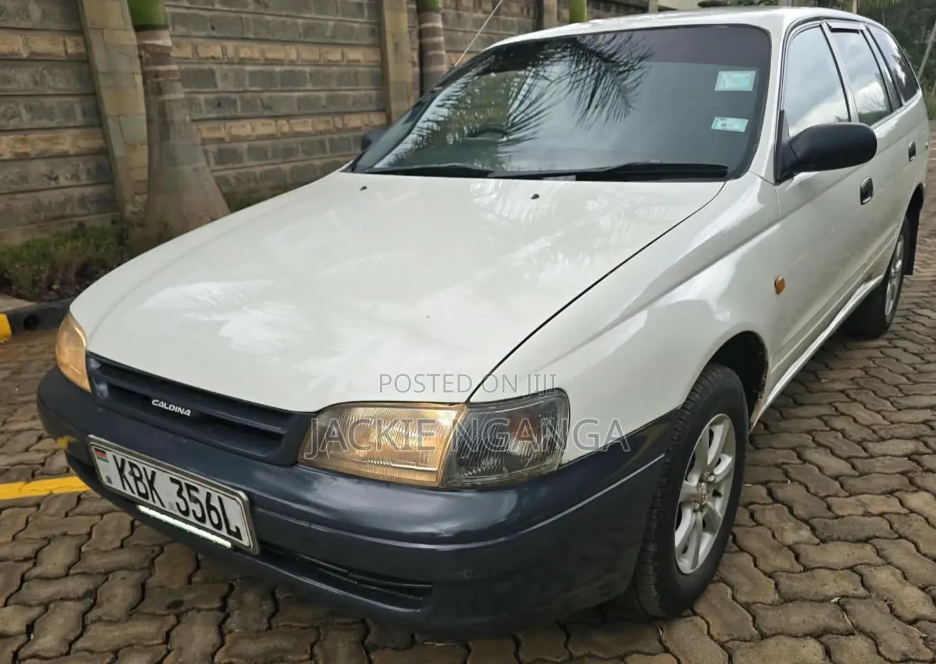 Toyota Caldina 2001 White