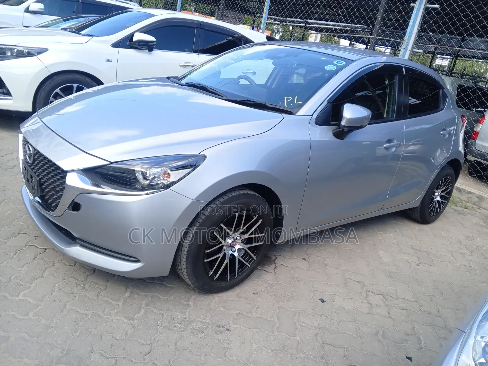 Mazda 2 2020 Silver