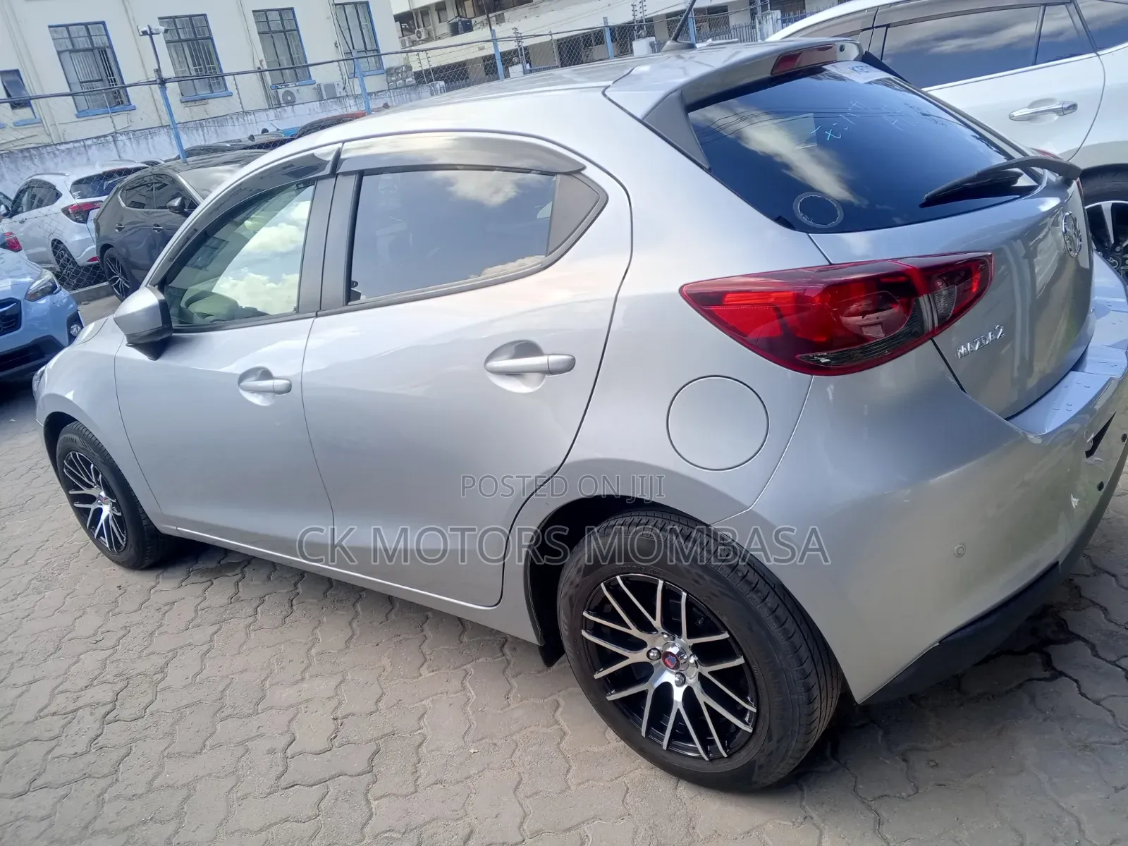 Mazda 2 2020 Silver