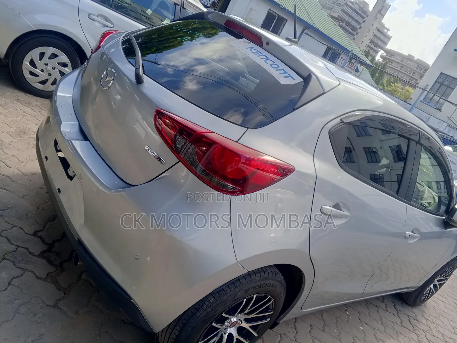 Mazda 2 2020 Silver