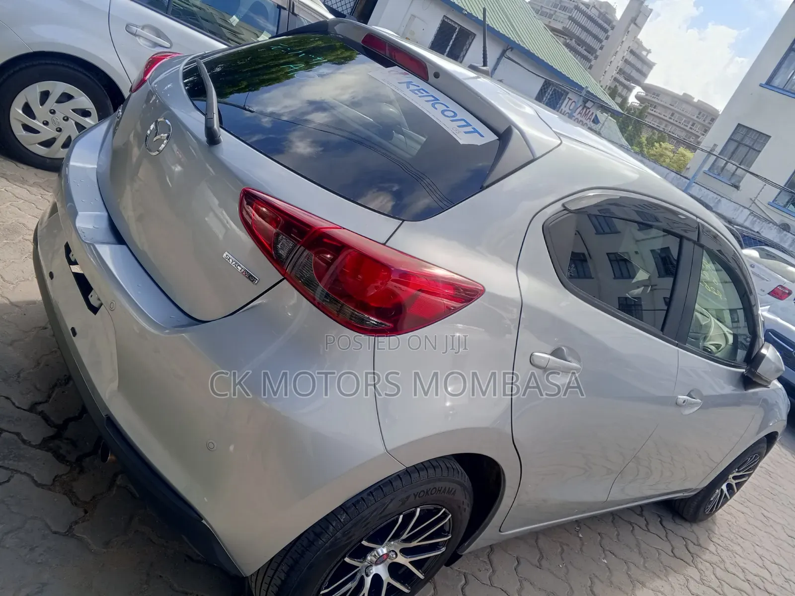 Mazda 2 2020 Silver