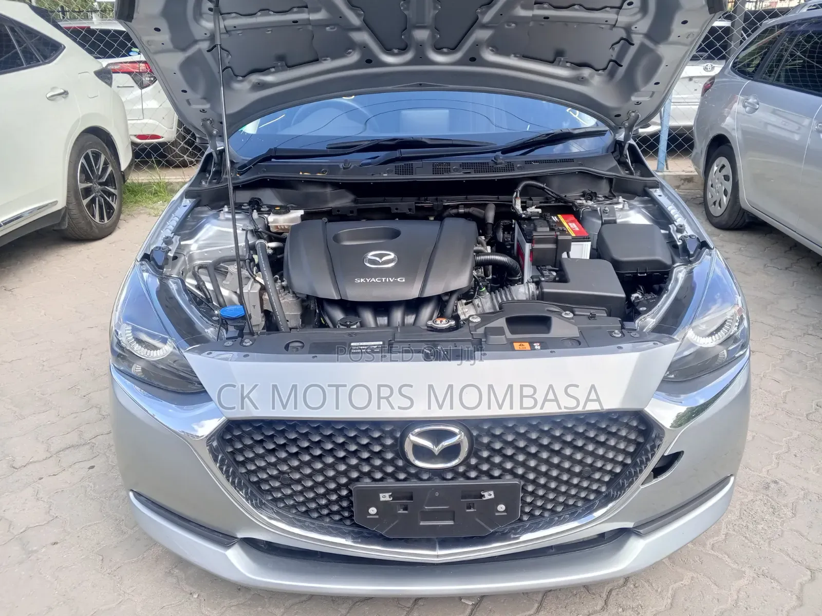 Mazda 2 2020 Silver