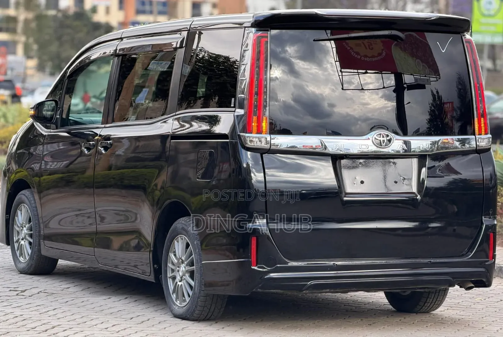 Toyota Noah 2.0 FWD (7 Seater) 2019 Black