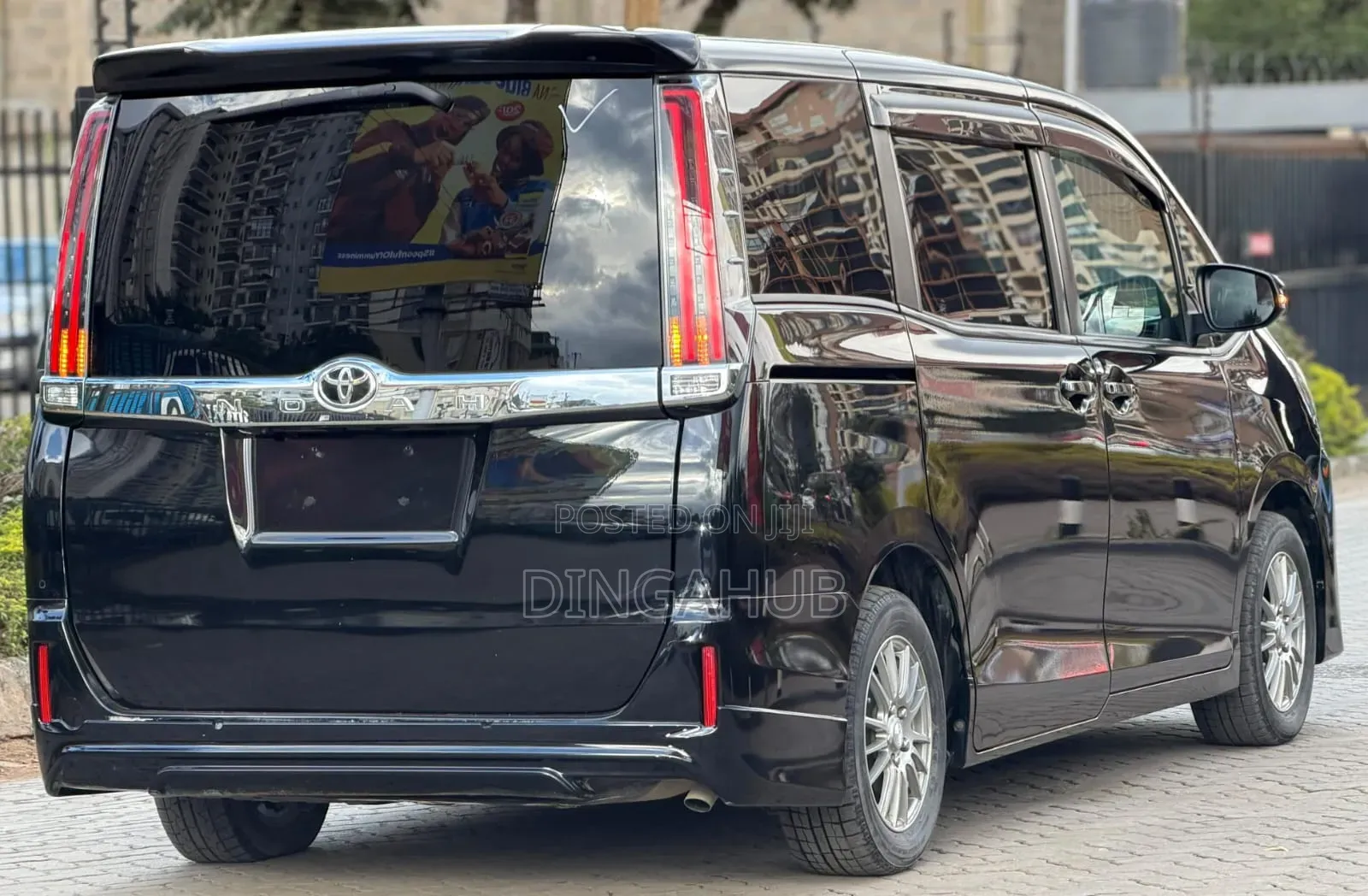 Toyota Noah 2.0 FWD (7 Seater) 2019 Black